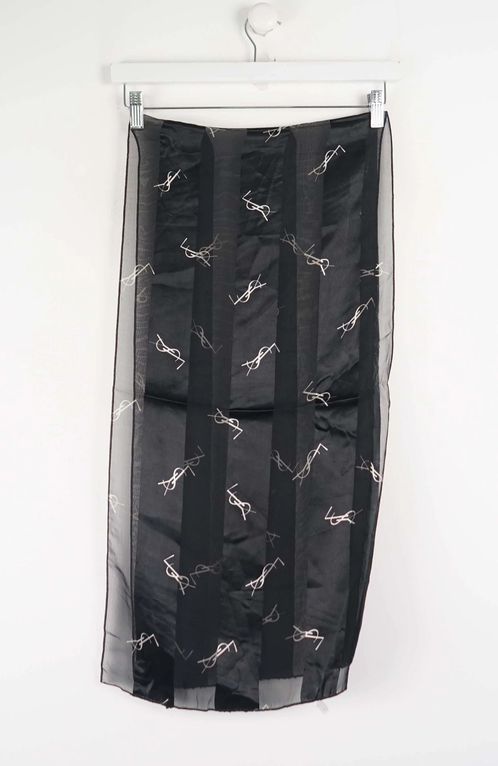 VINTAGE SCARF