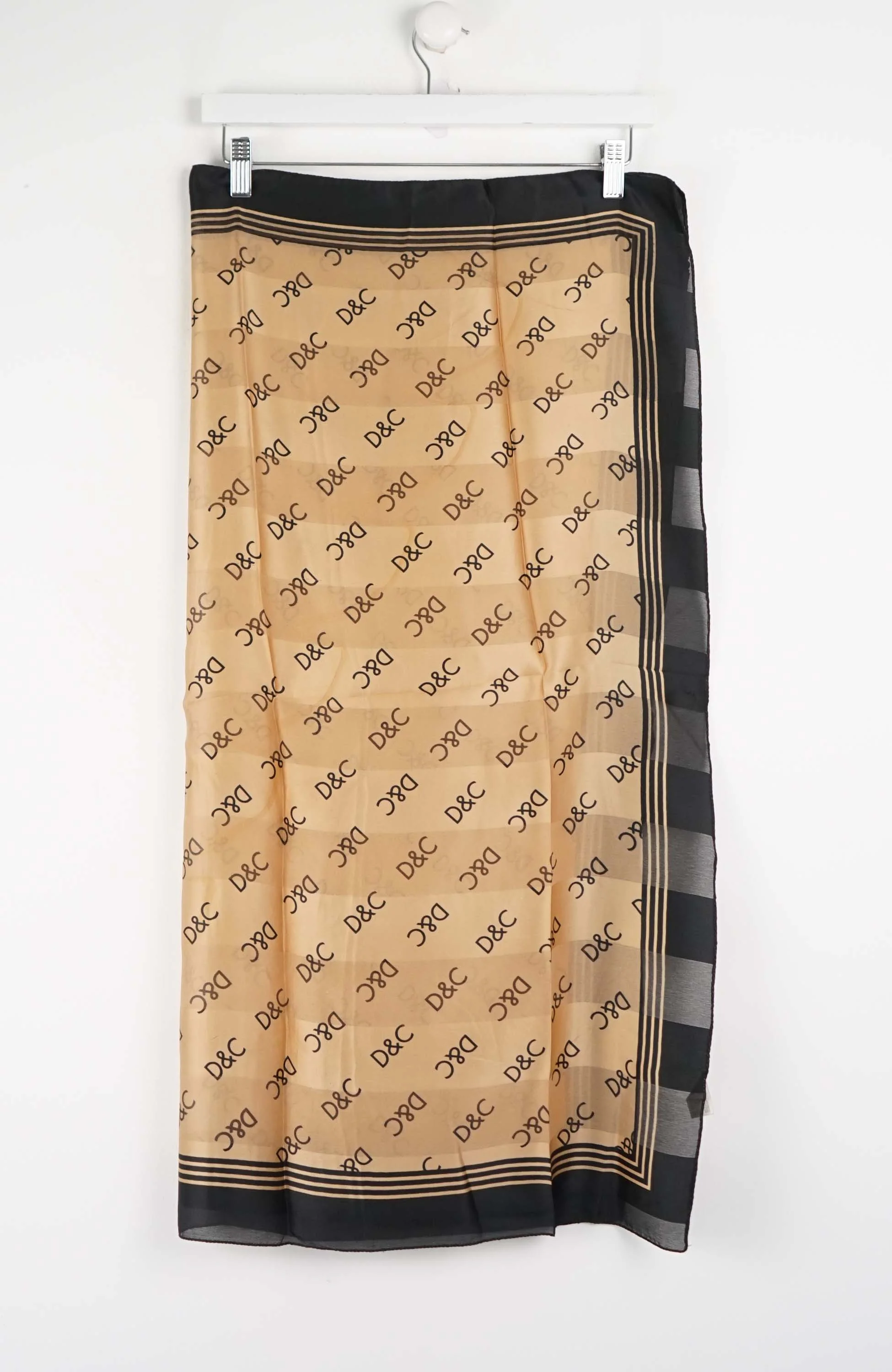 VINTAGE SCARF