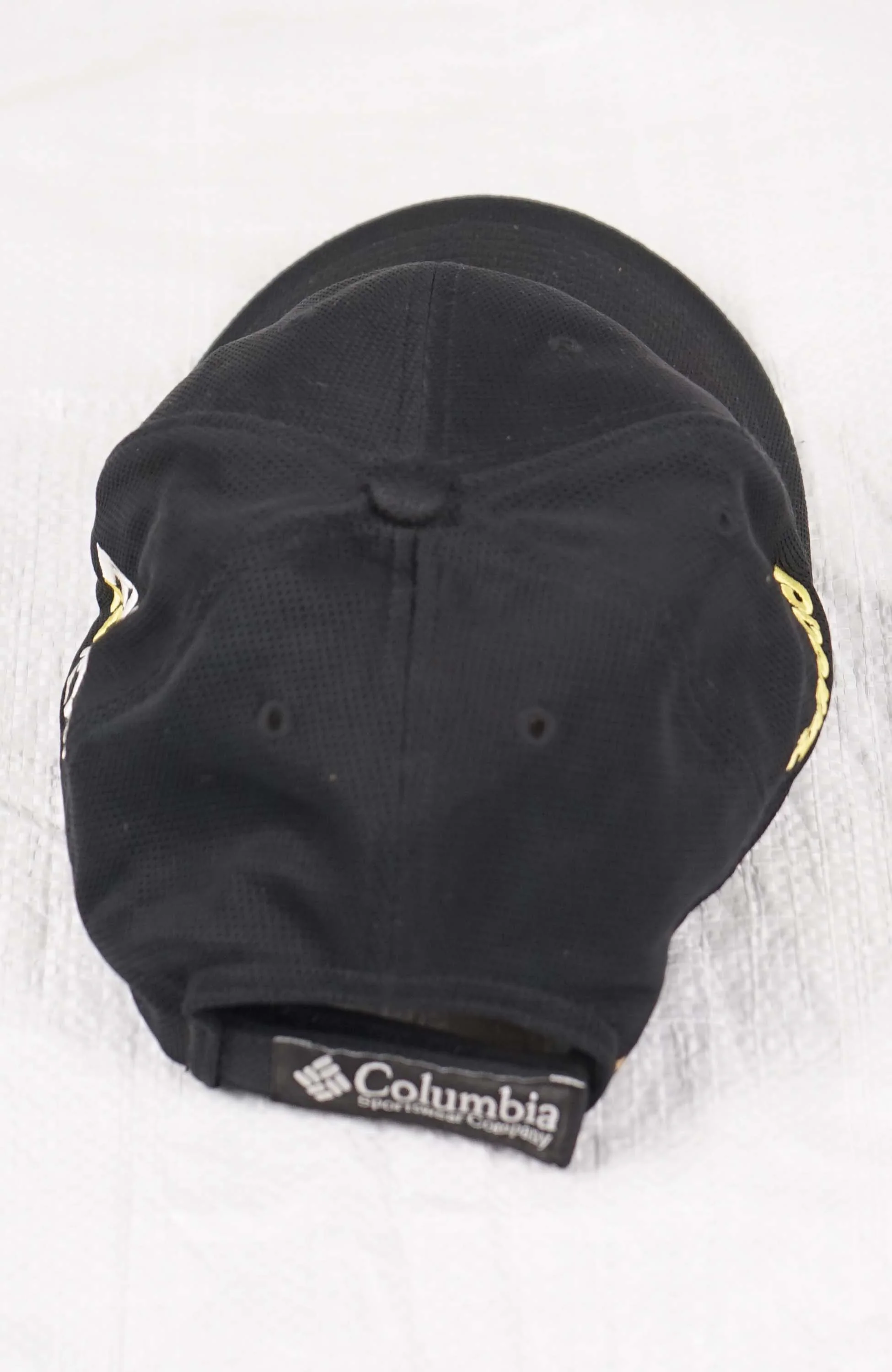VINTAGE COLUMBIA HAT - Image 3