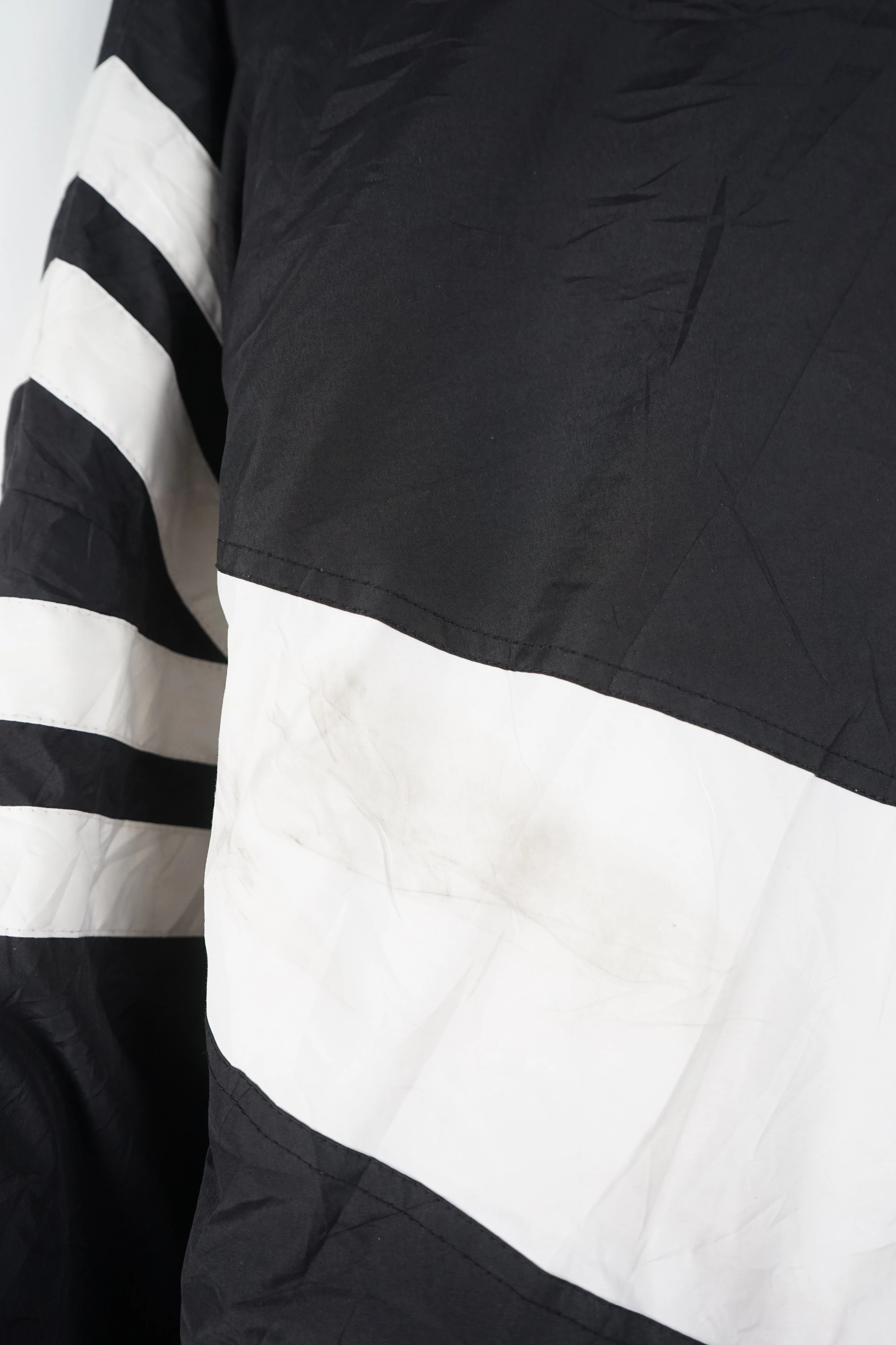 VINTAGE UMBRO JACKET (XXL) - Image 7