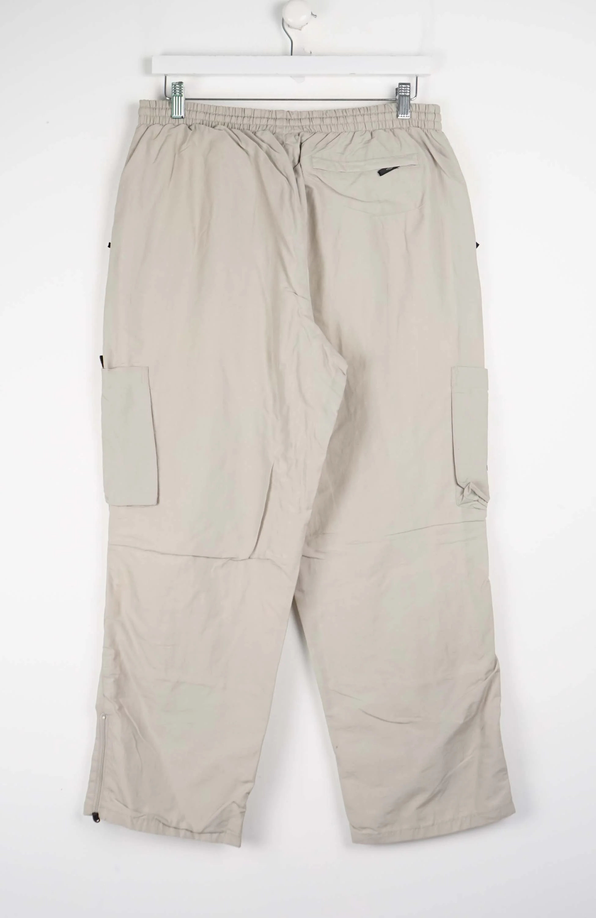 VINTAGE UMBRO TRACK PANTS (M) - Image 4