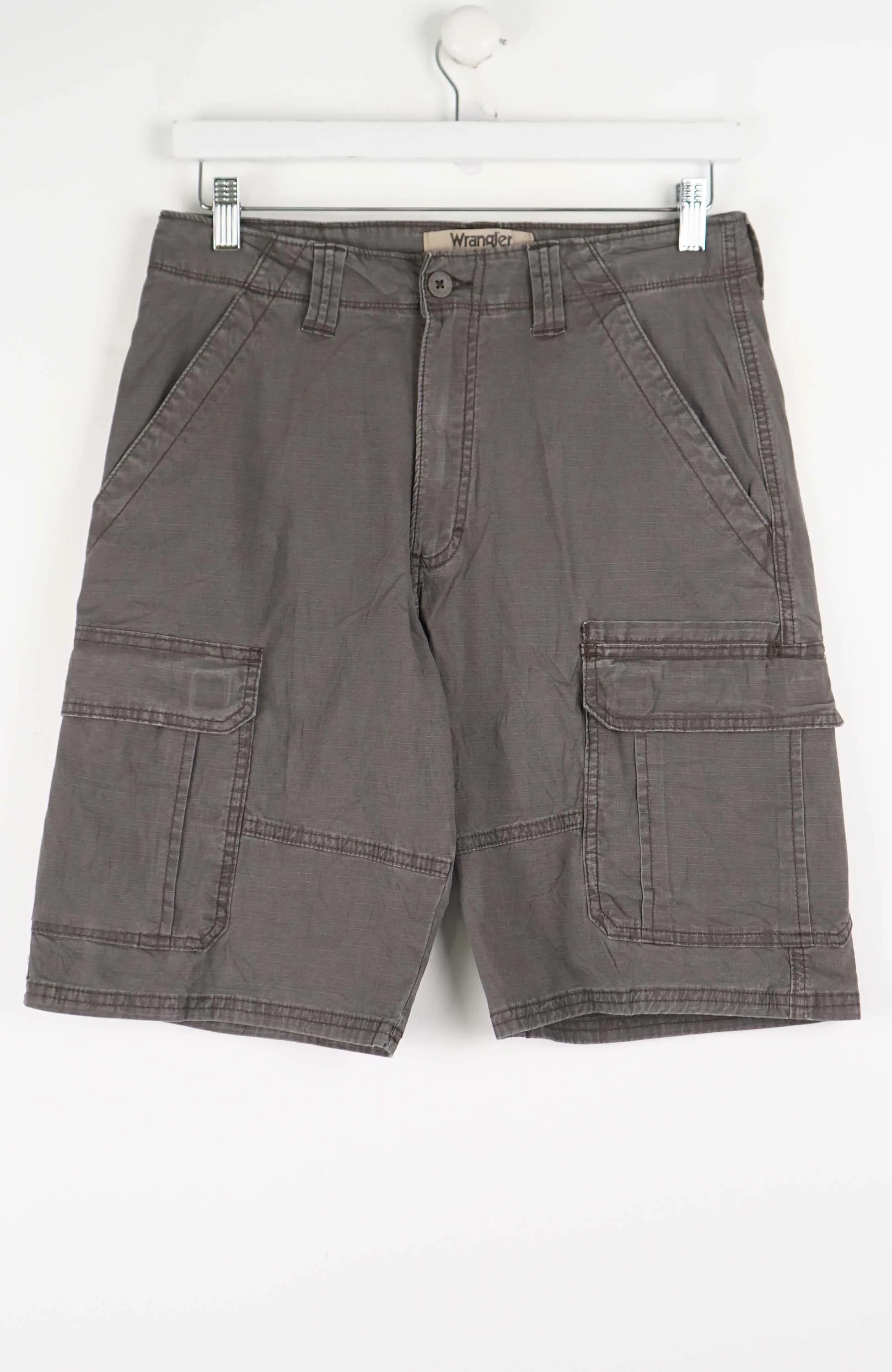 VINTAGE WRANGLER CARGO SHORTS W29